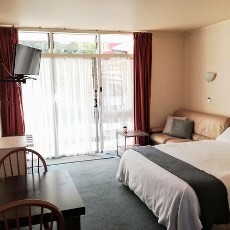 Dilworth Motel Оукланд Екстериор снимка