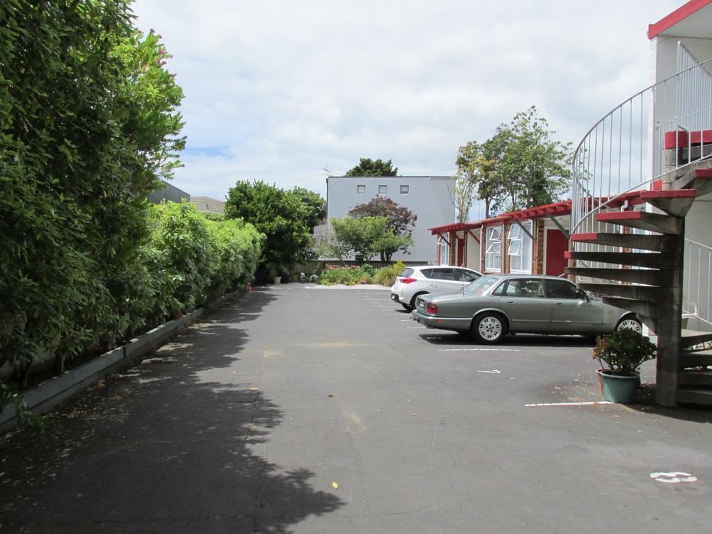 Dilworth Motel Оукланд Екстериор снимка