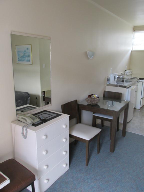 Dilworth Motel Оукланд Екстериор снимка